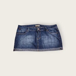 Vintage Y2k early 2000s Paris Blues medium wash denim low rise cuffed mini skirt